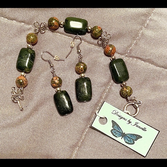Designs By Janelle-Handmade Silver Wire Jewelry Moss Jade Bracelet with Earrings - Picture 9 of 13